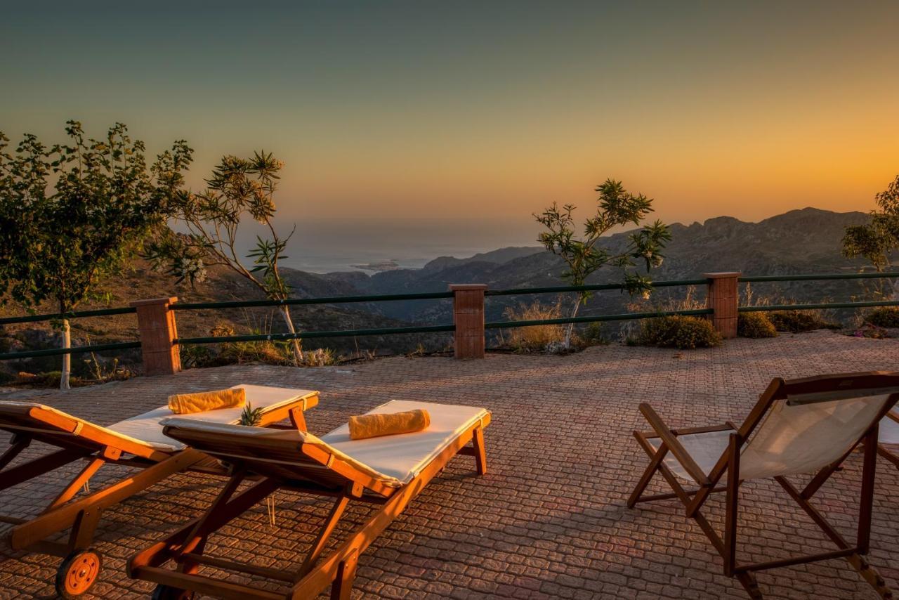 Best View Mountain Villa Temenia Exterior photo